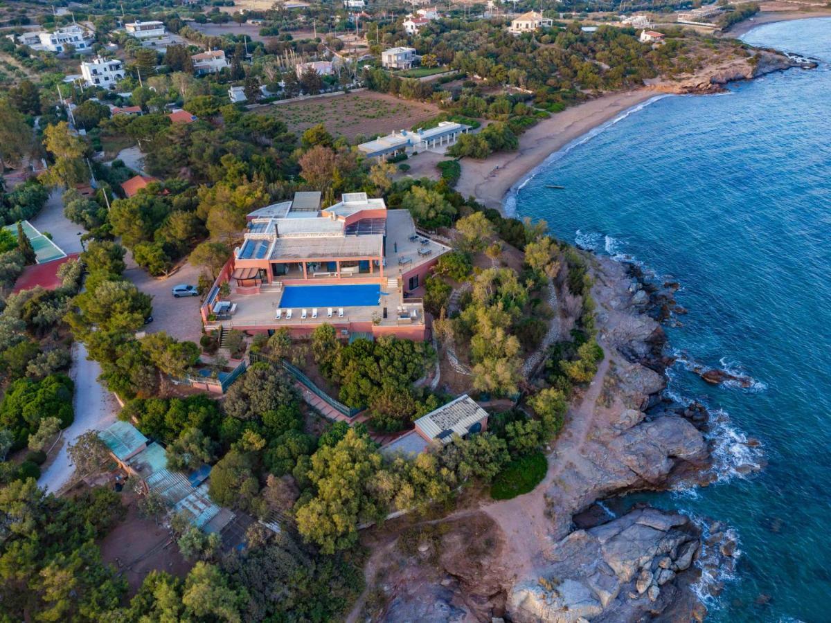 Black Diamond Beachfront Pool Villa Pasithea In Sounio, Athens Сунион Экстерьер фото