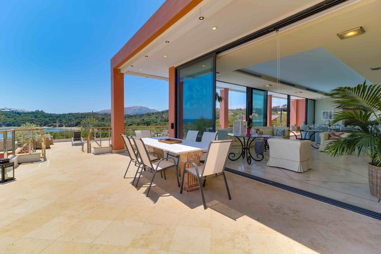 Black Diamond Beachfront Pool Villa Pasithea In Sounio, Athens Сунион Экстерьер фото