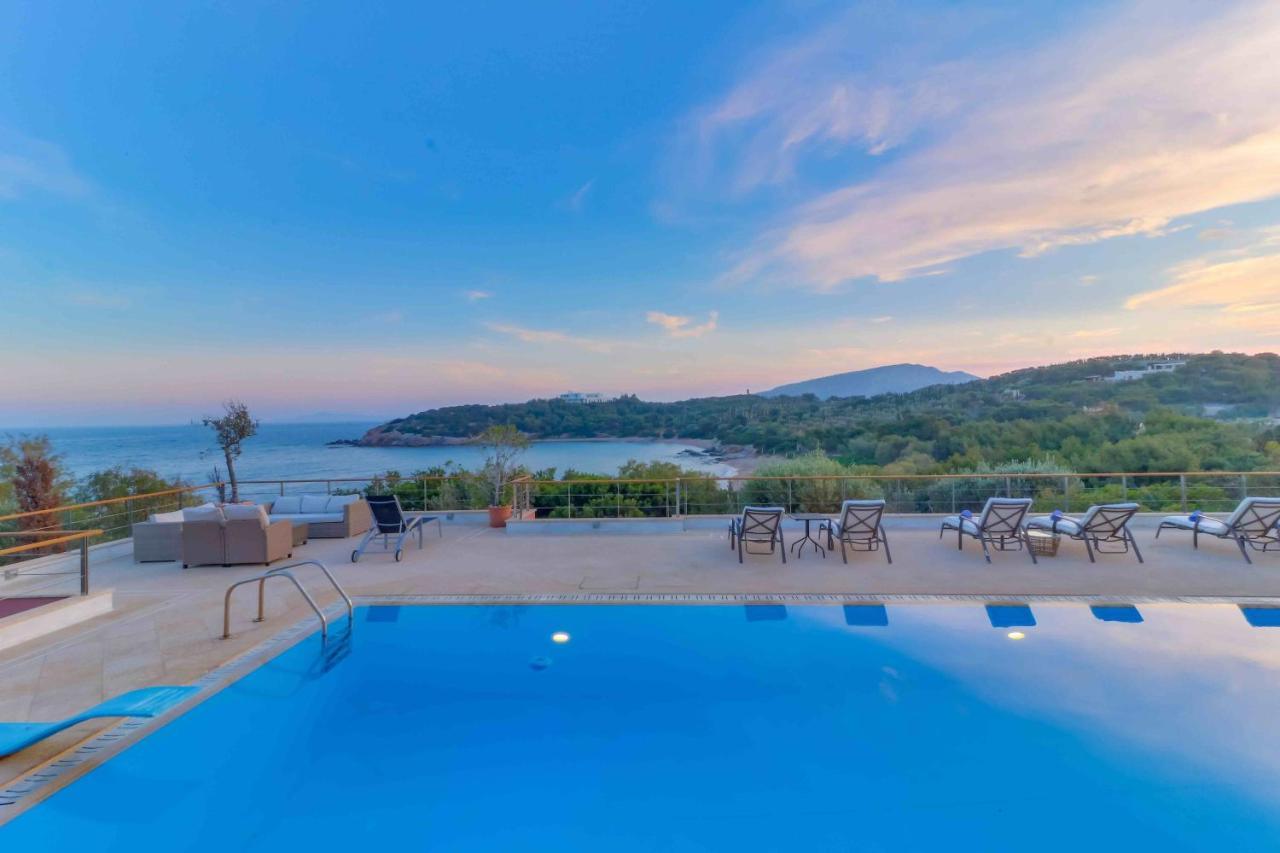 Black Diamond Beachfront Pool Villa Pasithea In Sounio, Athens Сунион Экстерьер фото