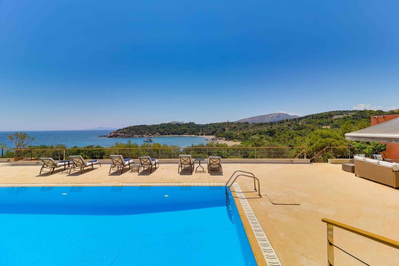 Black Diamond Beachfront Pool Villa Pasithea In Sounio, Athens Сунион Экстерьер фото
