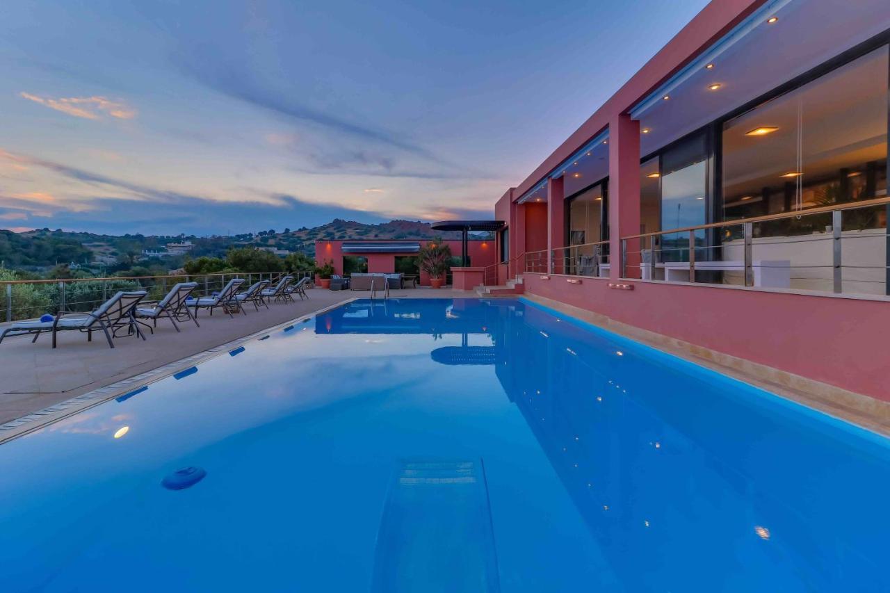 Black Diamond Beachfront Pool Villa Pasithea In Sounio, Athens Сунион Экстерьер фото
